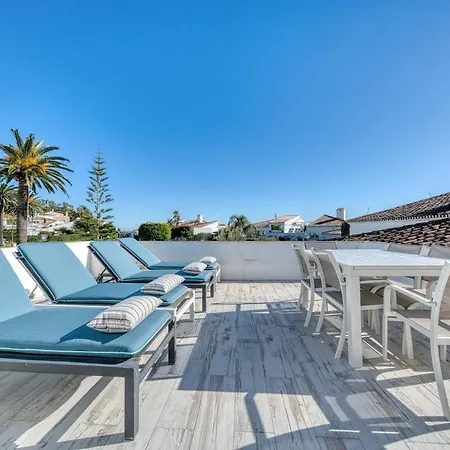 Andaluzas Retreat